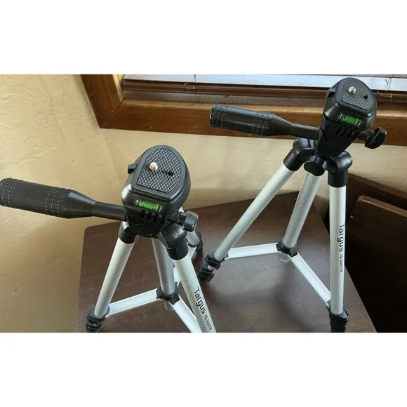 (2) Targus TG-5060TR Camera/Camcorder Silver Tripods 50" Universal Mount W/Case - Picture 3 of 4